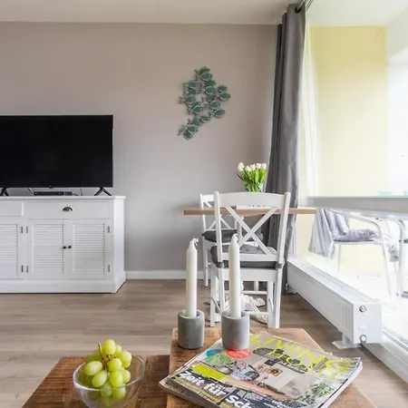 Strandhuus-ehem-strandhotel-wohnung-strandbude-204-typ-iii 4* Хайлигенхафен